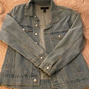 NEVER WORN FOREVER 21 JEAN JACKET💙